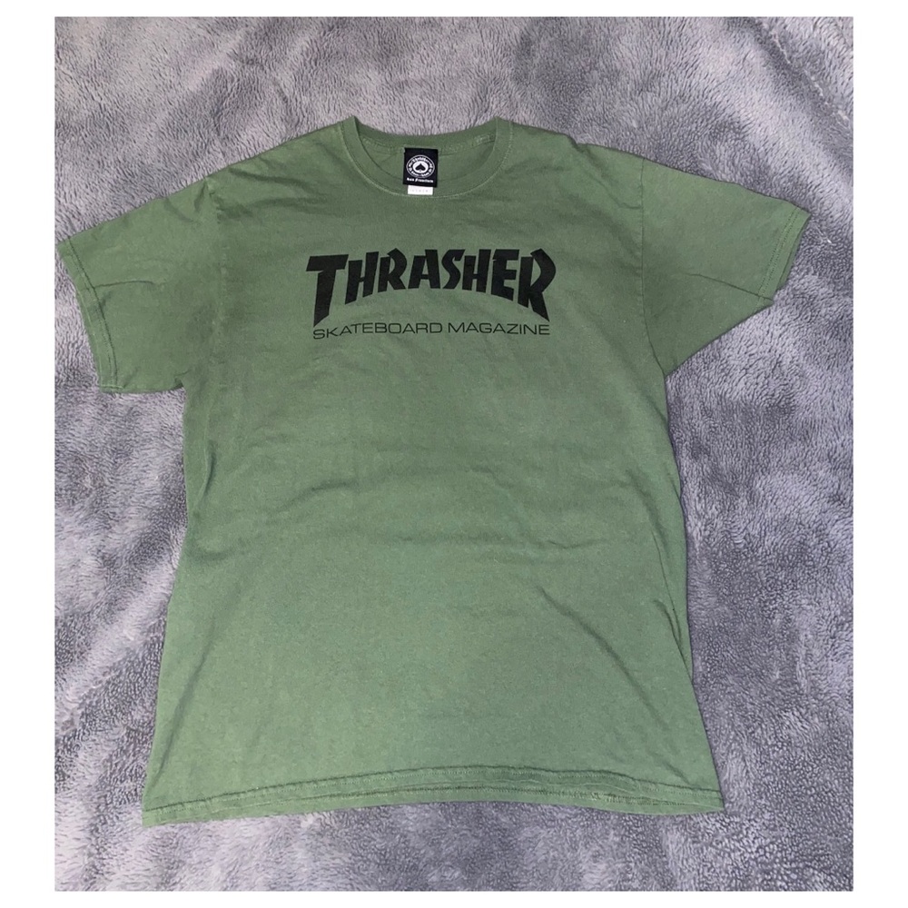 Army green Thrasher t shirt